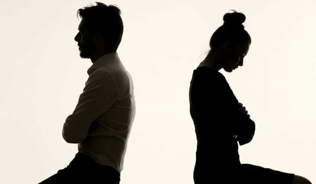 4 Ways to Keep Conversations About Divorce Productive